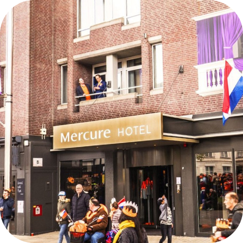 ABM Gallery square photos (3)